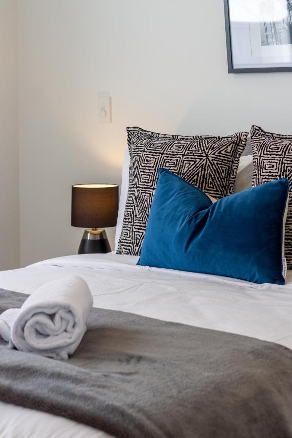 クライストチャーチUpper Riccarton Dream - 2 Bed 2 Bath W/Carparkアパートメント エクステリア 写真