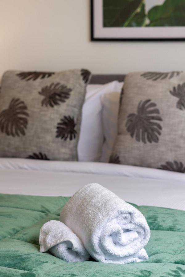 クライストチャーチUpper Riccarton Dream - 2 Bed 2 Bath W/Carparkアパートメント エクステリア 写真