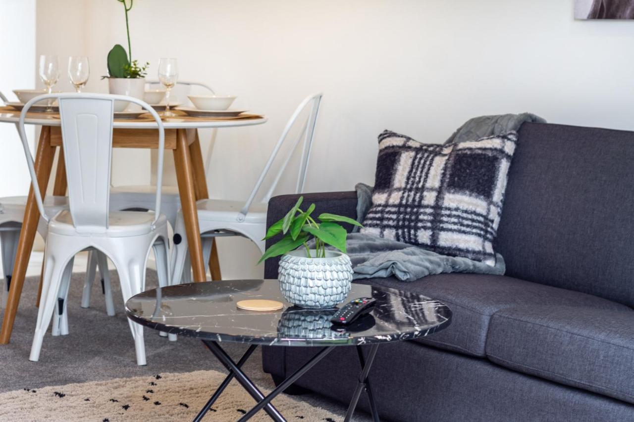 クライストチャーチUpper Riccarton Dream - 2 Bed 2 Bath W/Carparkアパートメント エクステリア 写真