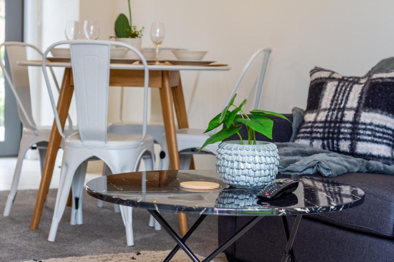クライストチャーチUpper Riccarton Dream - 2 Bed 2 Bath W/Carparkアパートメント エクステリア 写真