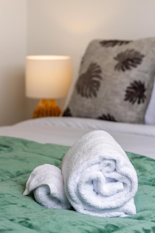 クライストチャーチUpper Riccarton Dream - 2 Bed 2 Bath W/Carparkアパートメント エクステリア 写真